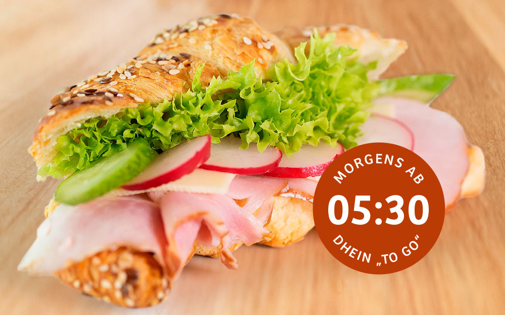 herzhaft belegtes Broetchen